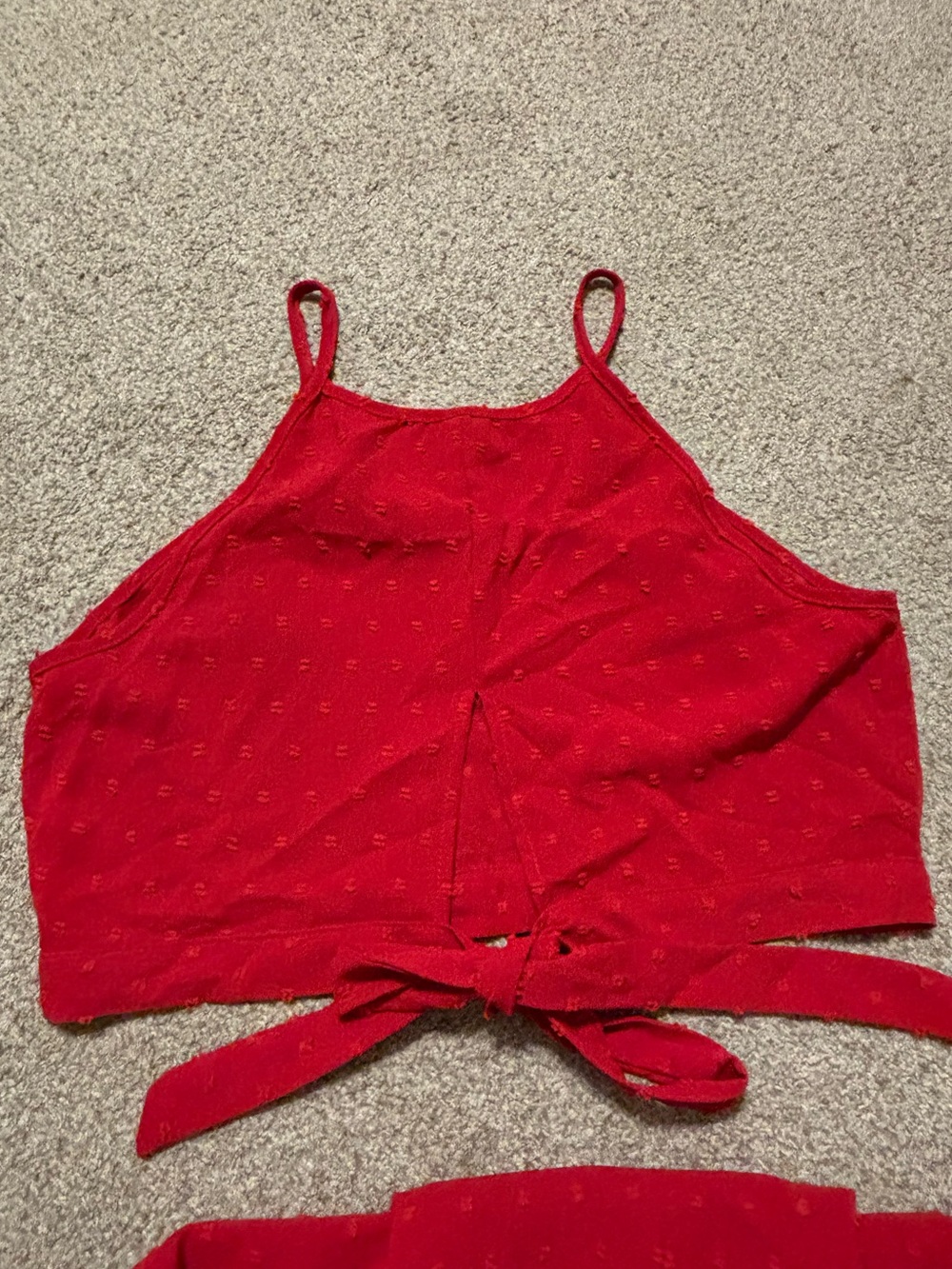 Red two piece set - Picture 2 of 4